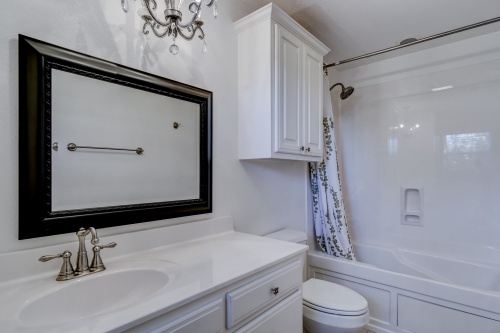 three quarter bath